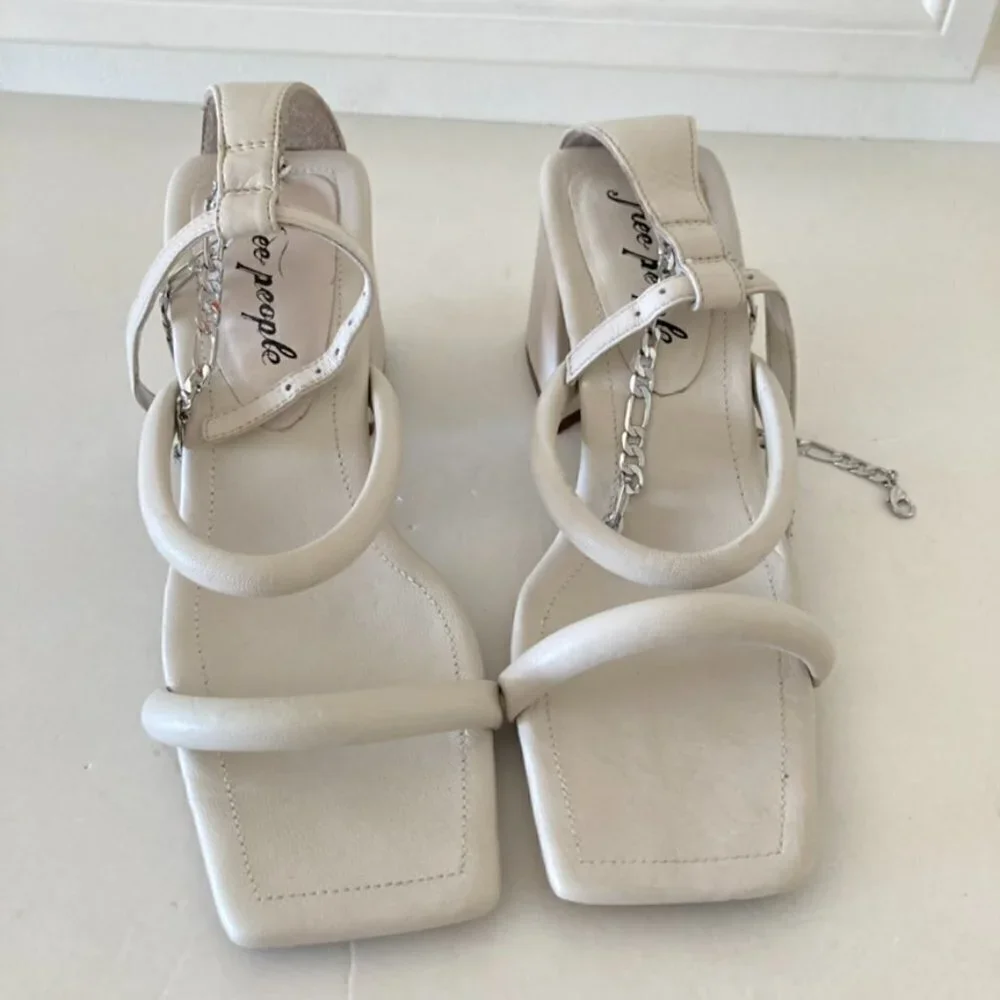 NWOB Free People Parker Creme Leather Chain Heels Sz 37